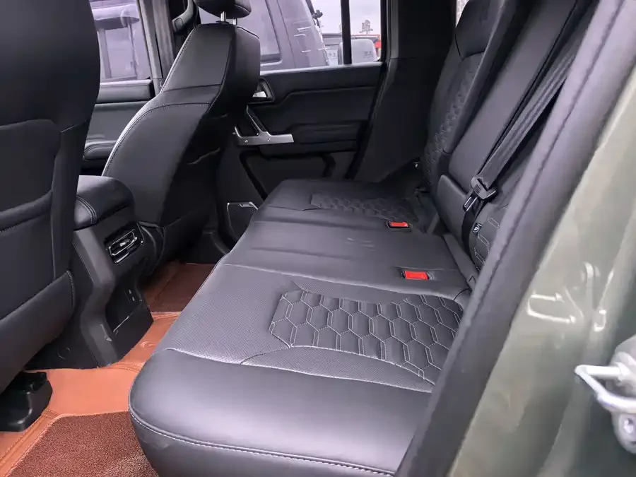 212 T01 212 T01 2025 2.0T Diesel Edition 2025 — миниатюра 5