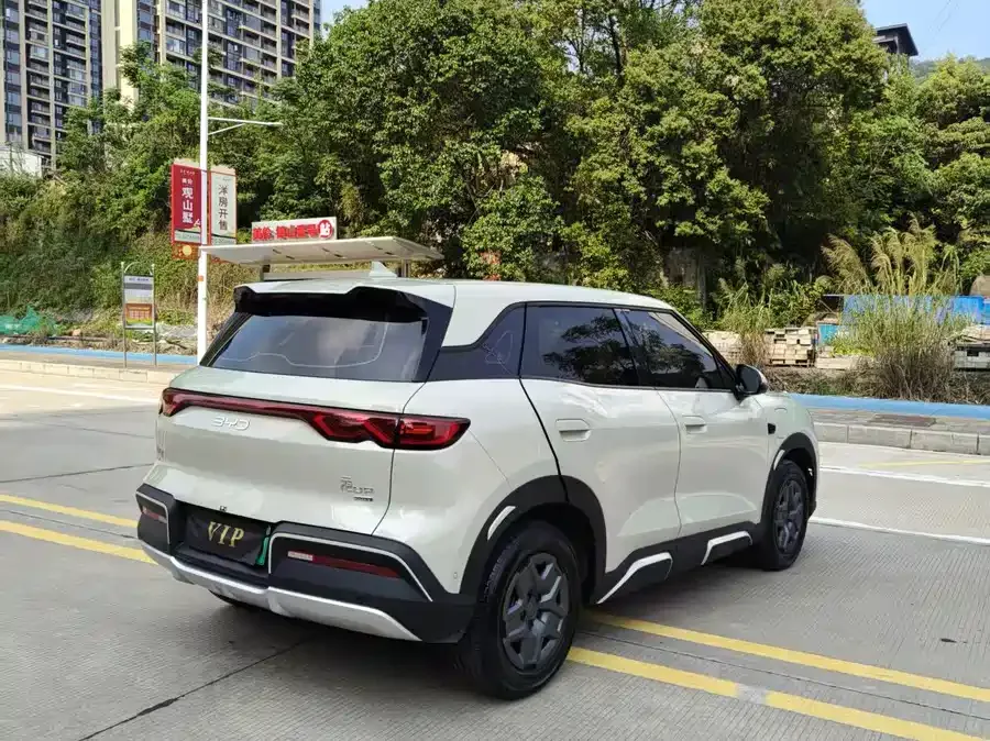 BYD Yuan UP Yuan UP 2025 Intelligent Driving Edition 401KM Leading Edition 2025 — миниатюра 4