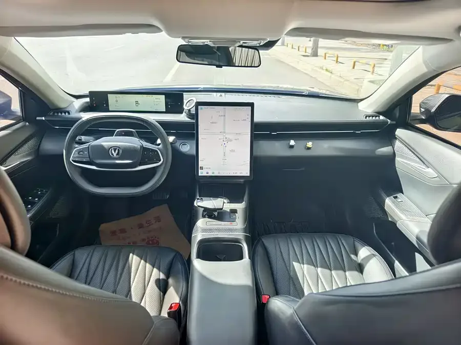 Changan Yida 2023 ETA Blue Whale NE 1.5T GDI DCT Flagship Model 2023 — миниатюра 3