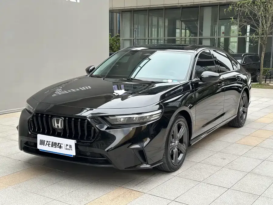 Honda Inspire Insignia 2025 260TURBO Elite Edition 2025 — миниатюра 3