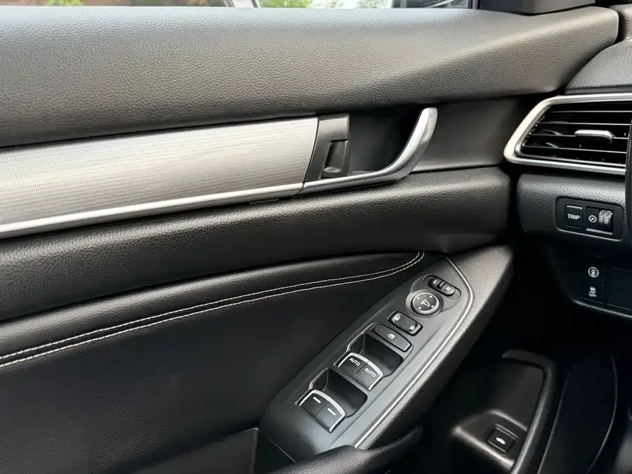 Honda Inspire Inship 2022 260TURBO Exquisite Edition 2022 — миниатюра 5