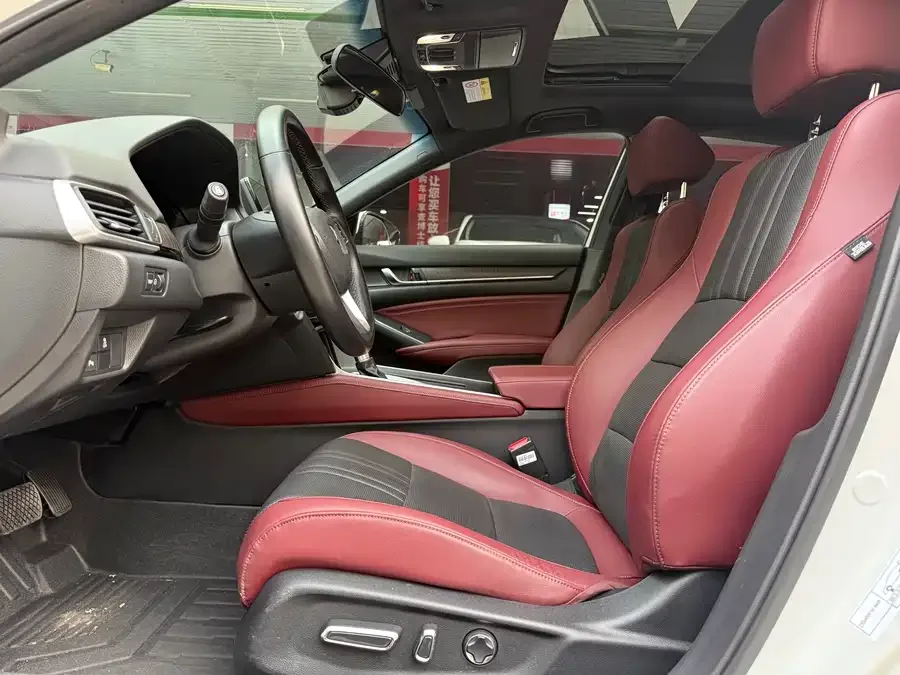 Honda Inspire 2022 Insignia 260TURBO Fine Edition 2023 — миниатюра 4