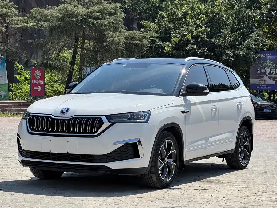 Skoda Kamiq 2022 Kamiq GT 1.5L Automatic Premium Edition 2022 — фото 1, купить с доставкой в Москву