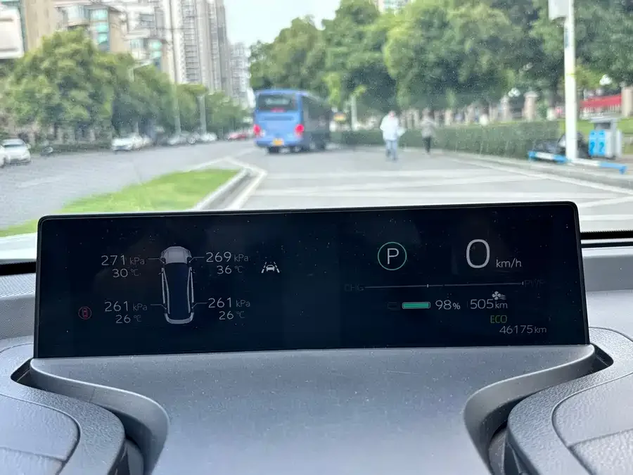 Toyota bZ Toyota BZ3 2024 model, 517km/h, Elite PRO 2024 — миниатюра 5