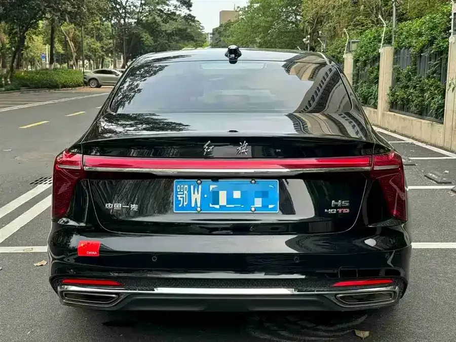 Hongqi H5 Hongqi H5 2023 2.0T Automatic Intelligent Connection Flagship Chang Edition 2022 — миниатюра 2