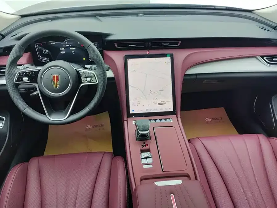 Hongqi H5 Hongqi H5 2025 1.5T DCT Flagship Edition 2025 — миниатюра 2