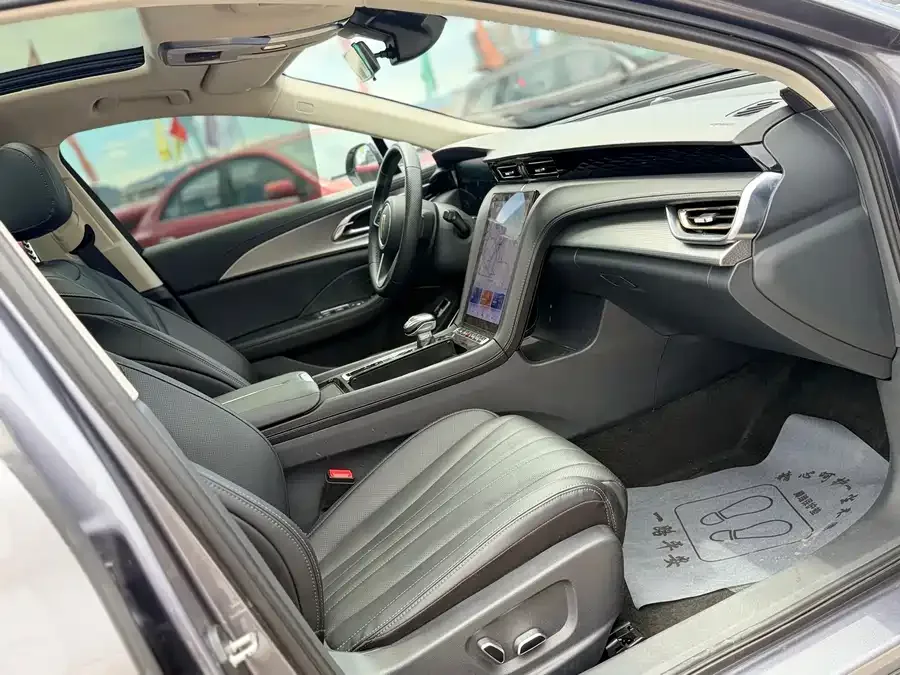 Hongqi H5 Hongqi H5 2023 1.5T DCT Zhilian Qiyue Edition 2022 — миниатюра 4