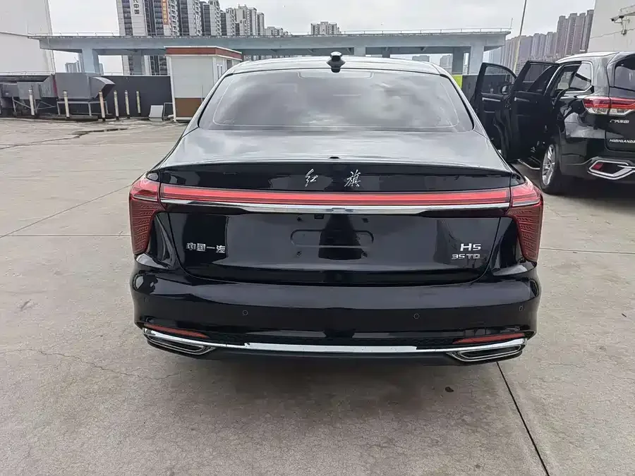 Hongqi H5 Hongqi H5 2023 1.5T DCT Zhilian Qiyun Edition 2023 — миниатюра 4