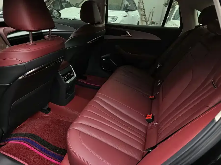 Hongqi H5 Hongqi H5 2023 1.5T DCT Zhilian Qiyun Edition 2024 — миниатюра 5