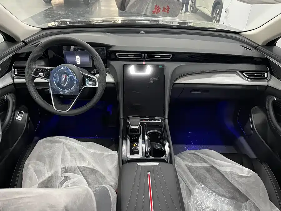 Hongqi H5 Hongqi H5 2025 1.5T DCT Flagship Edition 2026 — миниатюра 4