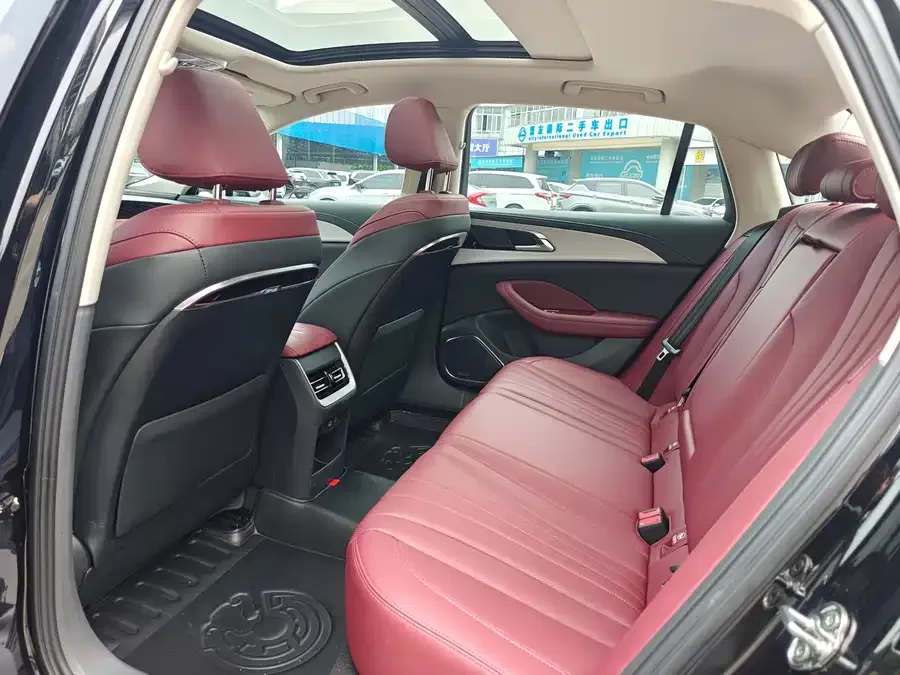 Hongqi H5 Hongqi H5 2025 2.0T Automatic Flagship Edition 2025 — миниатюра 5