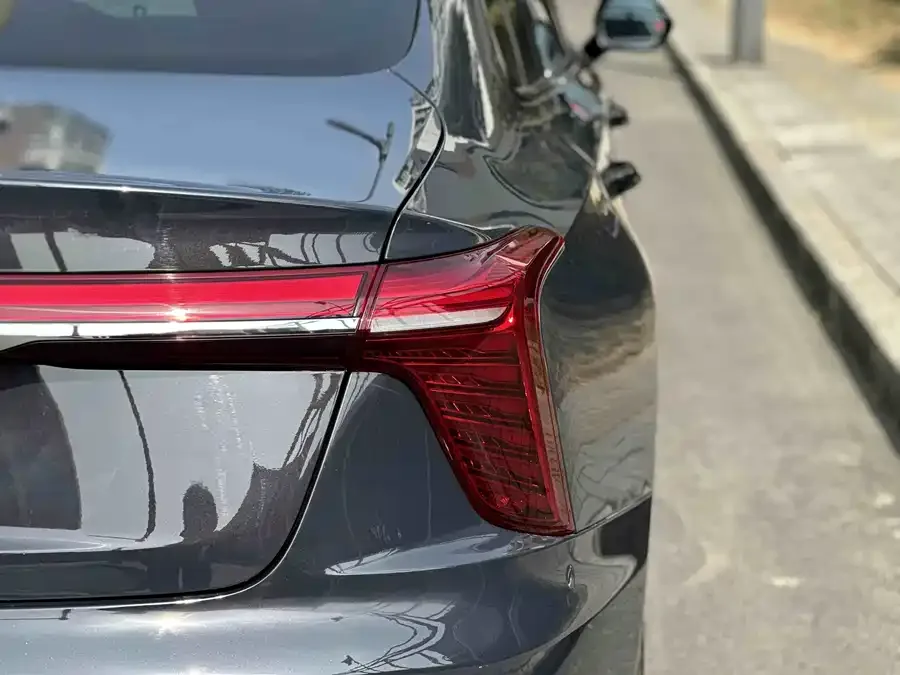 Hongqi H5 Hongqi H5 2023 2.0T Automatic Intelligent Connection Flagship Edition 2024 — миниатюра 4