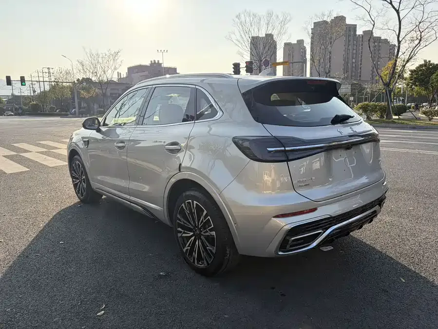Hongqi HS5 Hongqi HS5 2023 2.0T 4WD Flagship Enjoy Pro Edition 2023 — миниатюра 2
