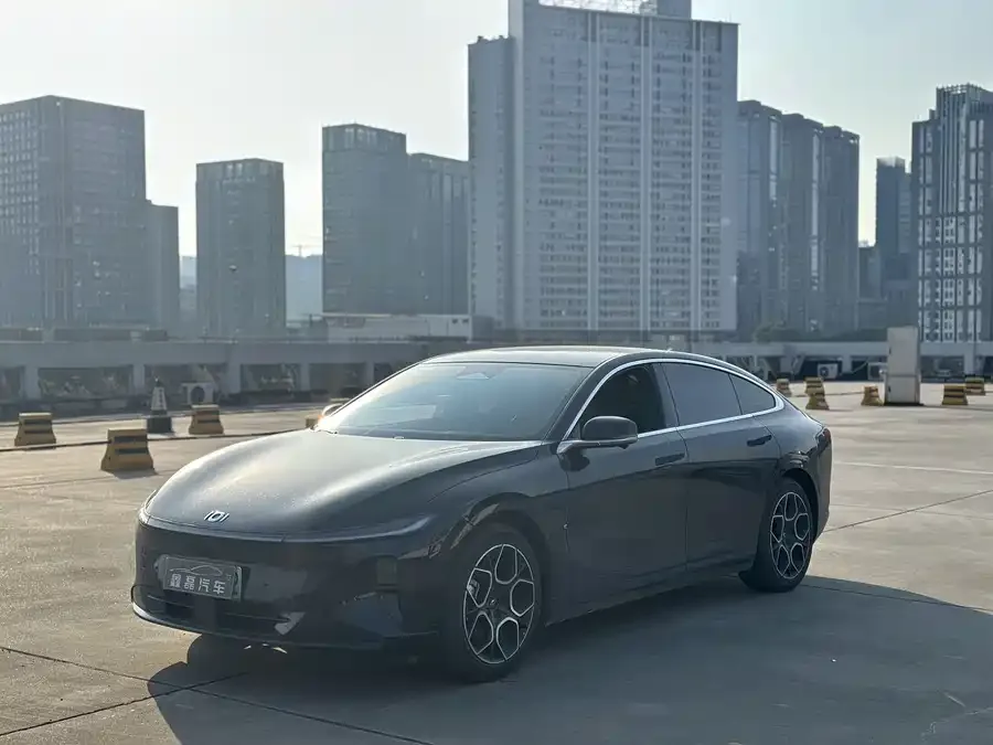 Changan A07 2025 Blue Whale Pure Electric Edition 710 Flagship Model 2025 — миниатюра 3