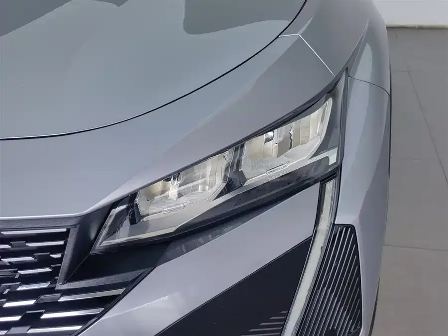 Peugeot 408X Peugeot 408X 2023 Gravity Edition 2025 — миниатюра 4