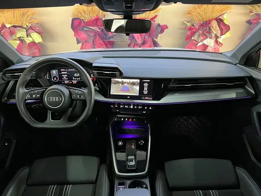 Audi A3 2024 A3L Limousine 35 TFSI Fashion Sports 2024 — миниатюра 4