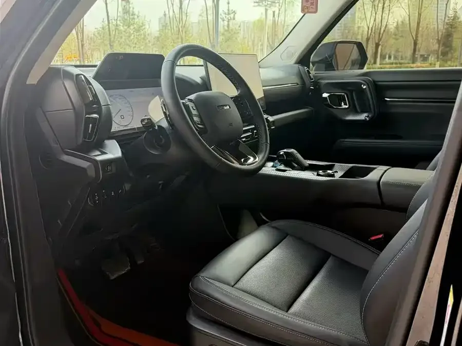 Haval Big Dog PLUS Haval Big Dog PLUS 2023 1.5T 2WD Trendy Wild Edition Plus 2024 — миниатюра 2