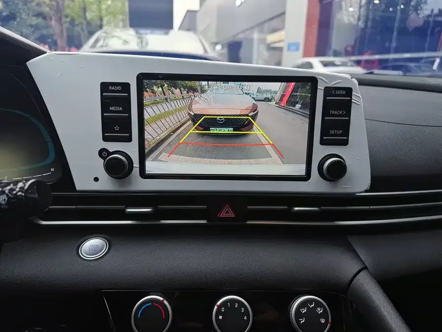 Hyundai Elantra Elantra 2023 1.5L CVT GLX Elite Edition 2024 — миниатюра 3