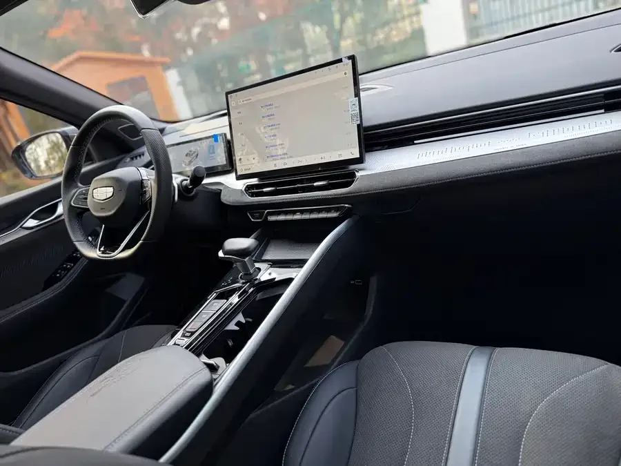 Geely Xingrui Xingrui 2025 Dongfangyao 2.0TD Moon-Watching Edition 2024 — миниатюра 5