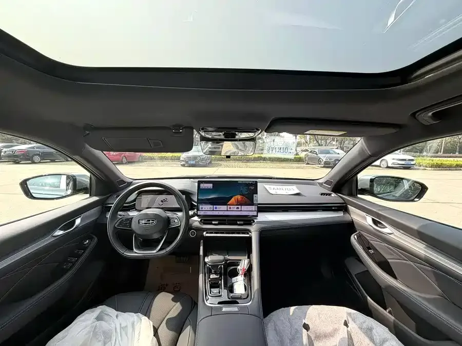 Geely Xingrui Xingrui 2026 Oriental Yao 1.5TD Jinghong Edition 2026 — миниатюра 3
