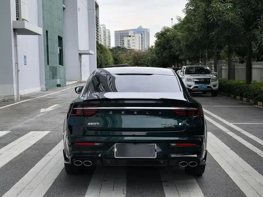 Geely Xingrui Xingrui 2023 2.0TD only available in green version 2022 — миниатюра 2