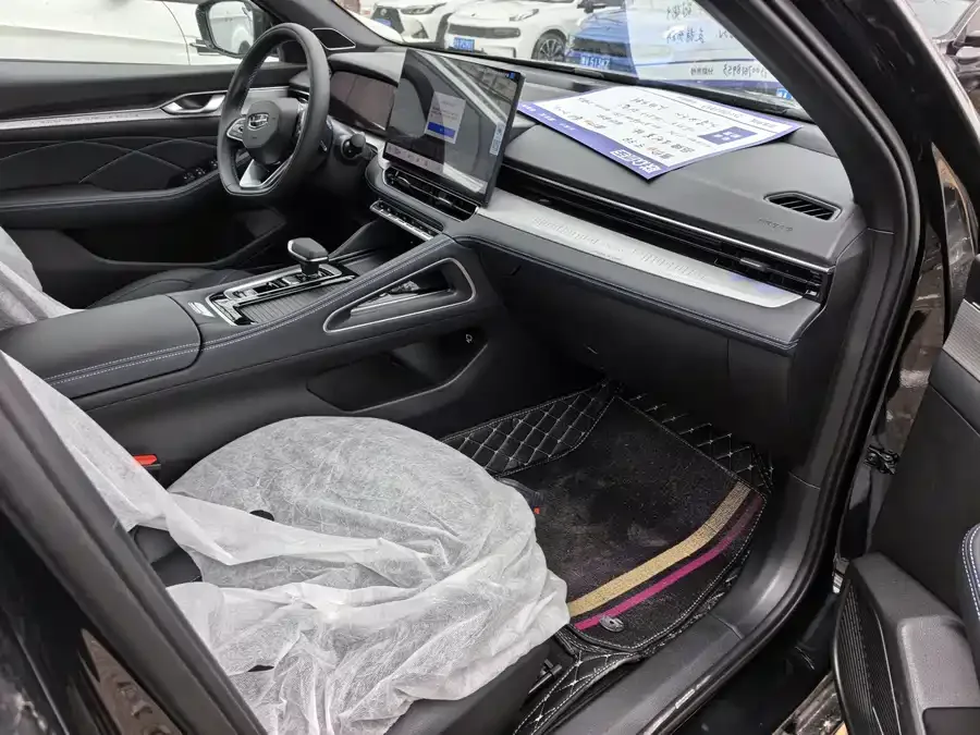 Geely Xingrui Xingrui 2026 Oriental Yao 1.5TD Fuyao Edition 2025 — миниатюра 3