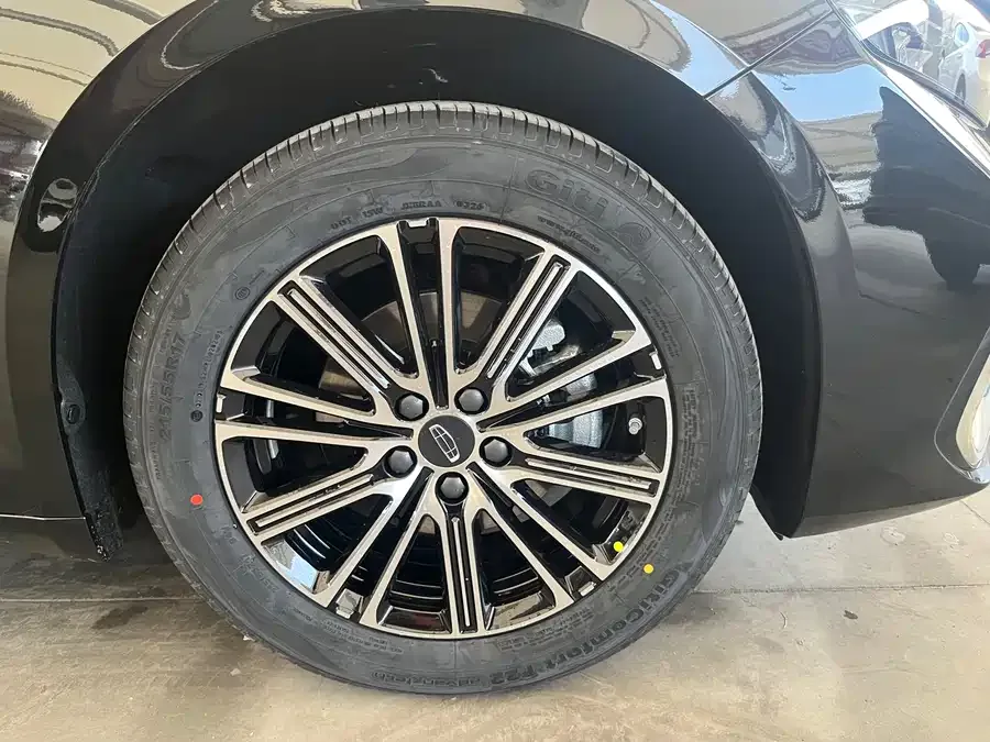 Geely Xingrui Xingrui 2026 Oriental Yao 1.5TD Fuyao Edition 2026 — миниатюра 2