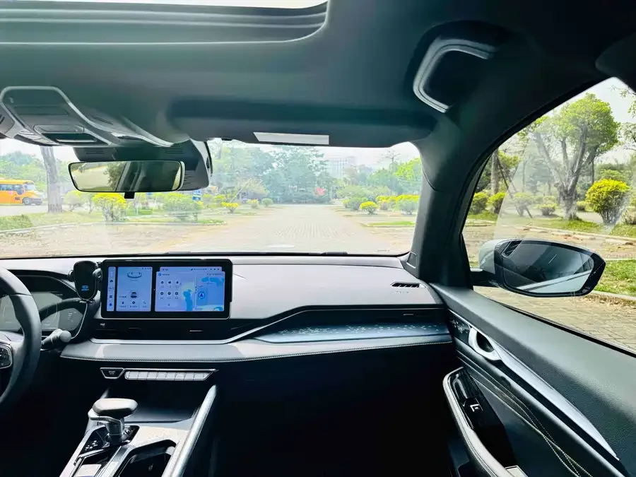 Geely Xingrui Xingrui 2023 1.5TD Fuyao Edition 2024 — миниатюра 4