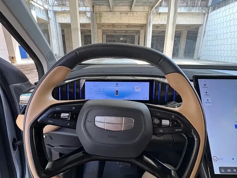 Geely Atlas L Boyue L 2023 1.5TD DCT Premium Edition 2024 — миниатюра 2