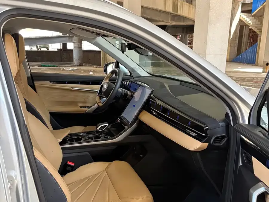 Geely Atlas L Boyue L 2023 1.5TD DCT Premium Edition 2024 — миниатюра 4