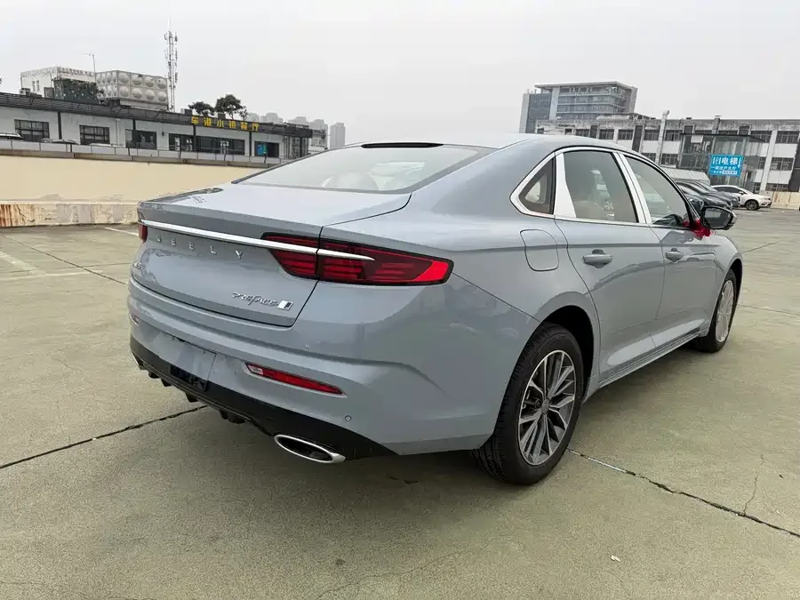 Geely Xingrui Xingrui 2025 Dongfangyao 1.5TD Fuyao Edition 2026 — миниатюра 2