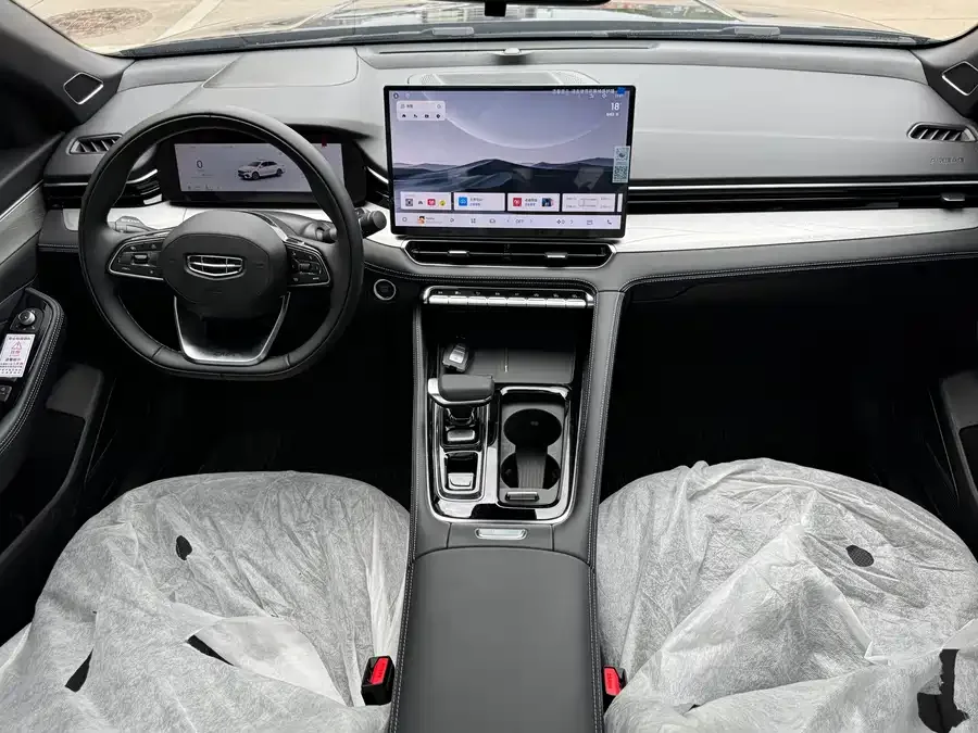 Geely Xingrui Xingrui 2026 Dongfang Yao 1.5TD Kunlun Edition 2026 — миниатюра 2