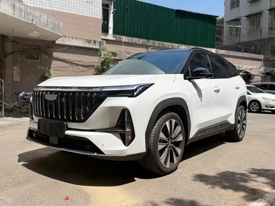 Geely Atlas L Boyue L 2025 fourth generation 1.5TD DCT Jinxiu 2026 — фото 1, купить с доставкой в Москву