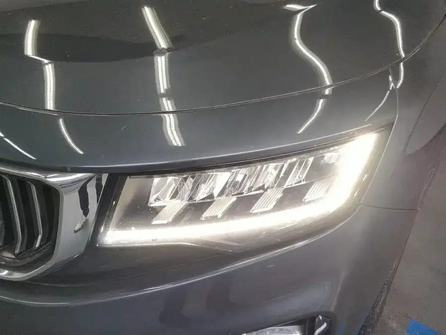 Geely Okavango Haoyue 2022 1.8TD Automatic Premium 7 Seaters 2022 — миниатюра 2