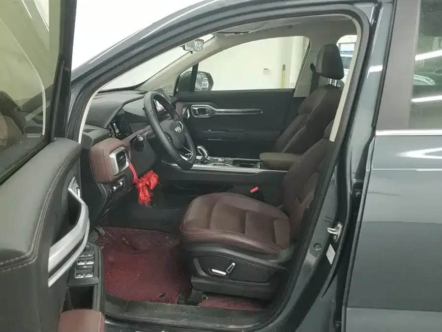 Geely Okavango Haoyue 2022 1.8TD Automatic Premium 7 Seaters 2022 — миниатюра 3