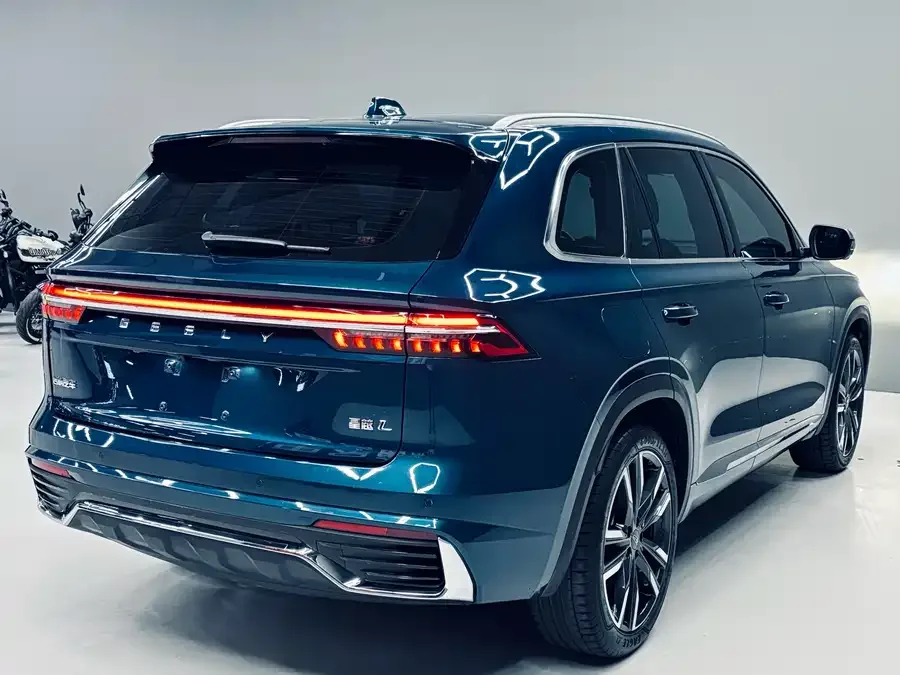 Geely Monjaro Xingyue L 2021 2.0TD DCT EVO 2WD Premium Edition 2023 — миниатюра 2