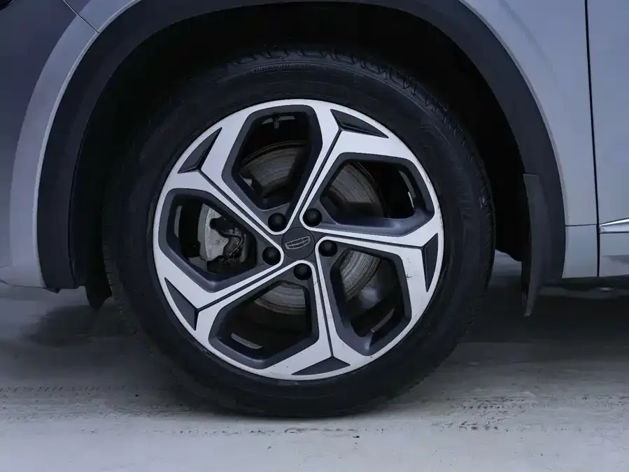 Geely Monjaro Xingyue L 2021 2.0TD DCT EVO 2WD Premium Edition 2022 — миниатюра 3