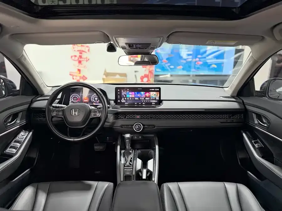 Honda Accord Accord 2023 260TURBO Smart Edition 2024 — миниатюра 2