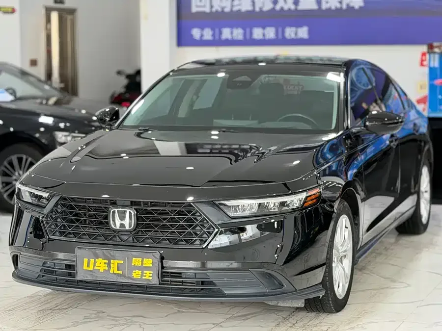 Honda Accord Accord 2023 260TURBO Smart Edition 2024 — фото 1, купить с доставкой в Москву