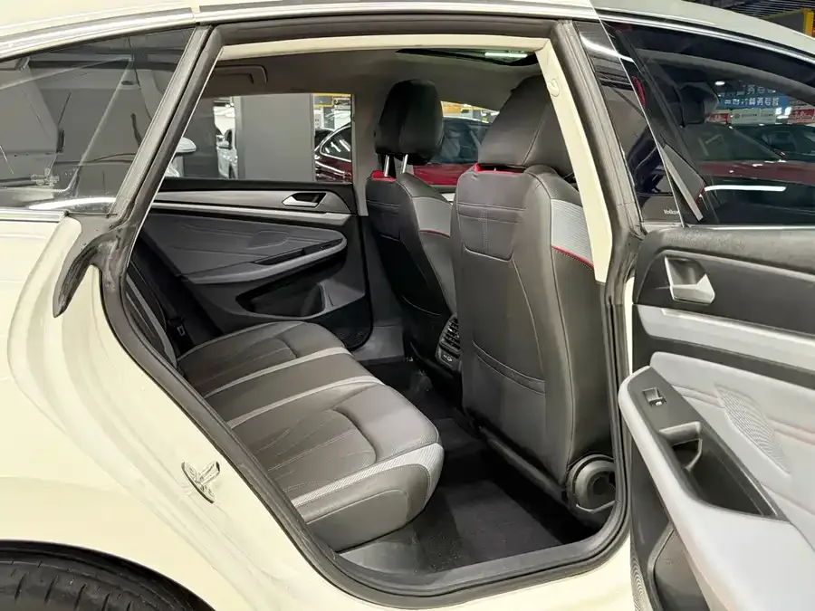 Volkswagen Lamando 2023 Lingdu Lingdu L 280TSI DSG Cool Edition 2023 — миниатюра 5