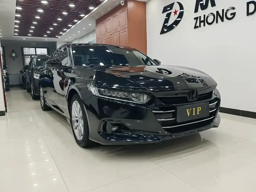 Honda Accord Accord 2022 260TURBO Deluxe Edition 2023 — миниатюра 3