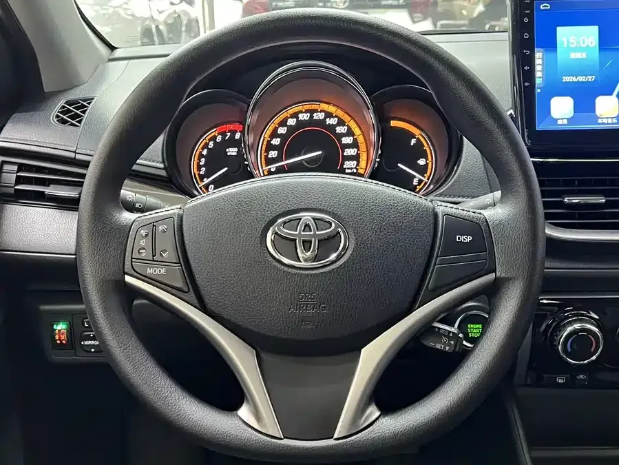 Toyota YARiS L YARiS L 2022 YARiS X 1.5L CVT Luxury PLUS Edition 2022 — миниатюра 3