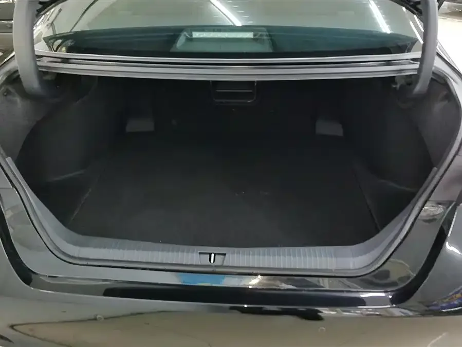 Toyota Avalon Avalon 2024 2.0L Progressive Edition 2024 — миниатюра 3