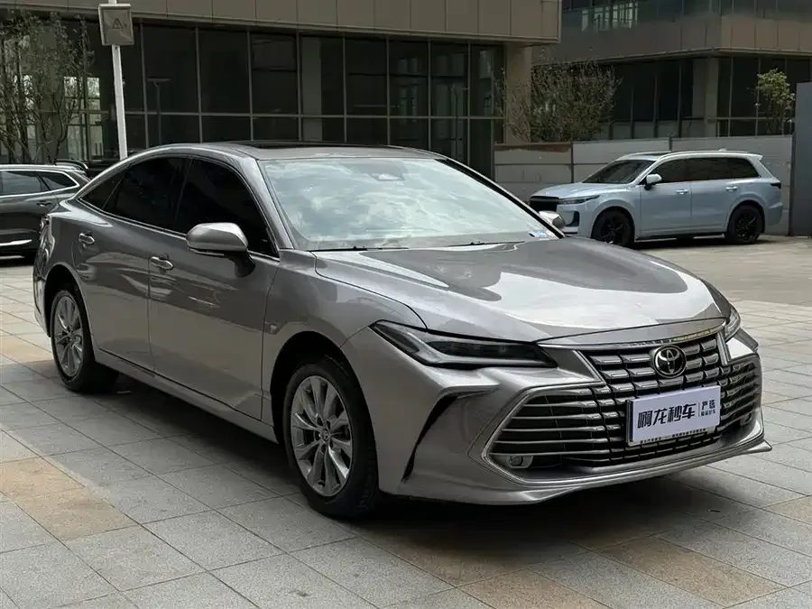 Toyota Avalon Avalon 2024 2.0L Progressive Edition 2025 — миниатюра 2