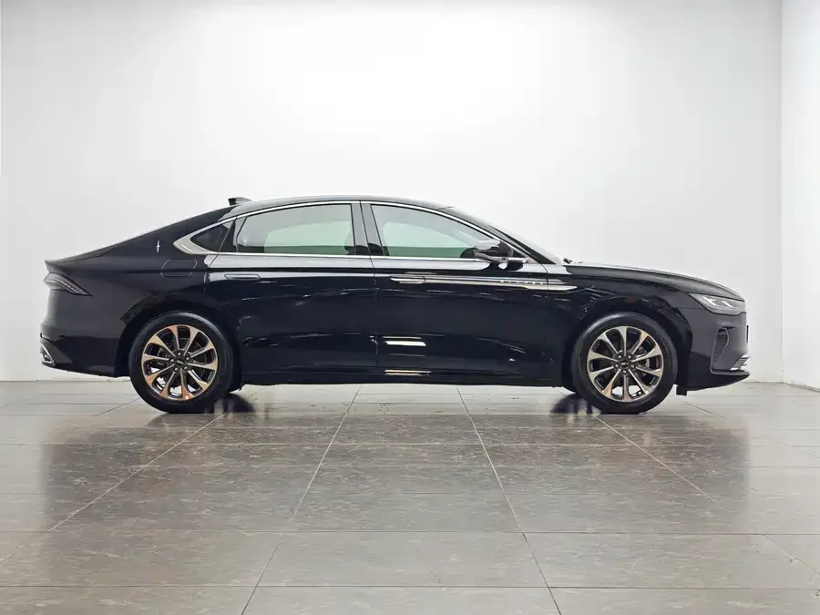 Lincoln Z 2022 i Cool Exclusive Edition 2022 — миниатюра 5