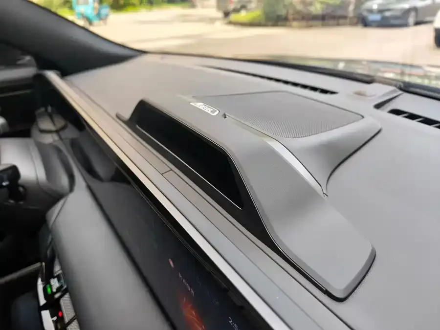 Lincoln Z 2022 i Cool Zun Ya Edition 2022 — миниатюра 4
