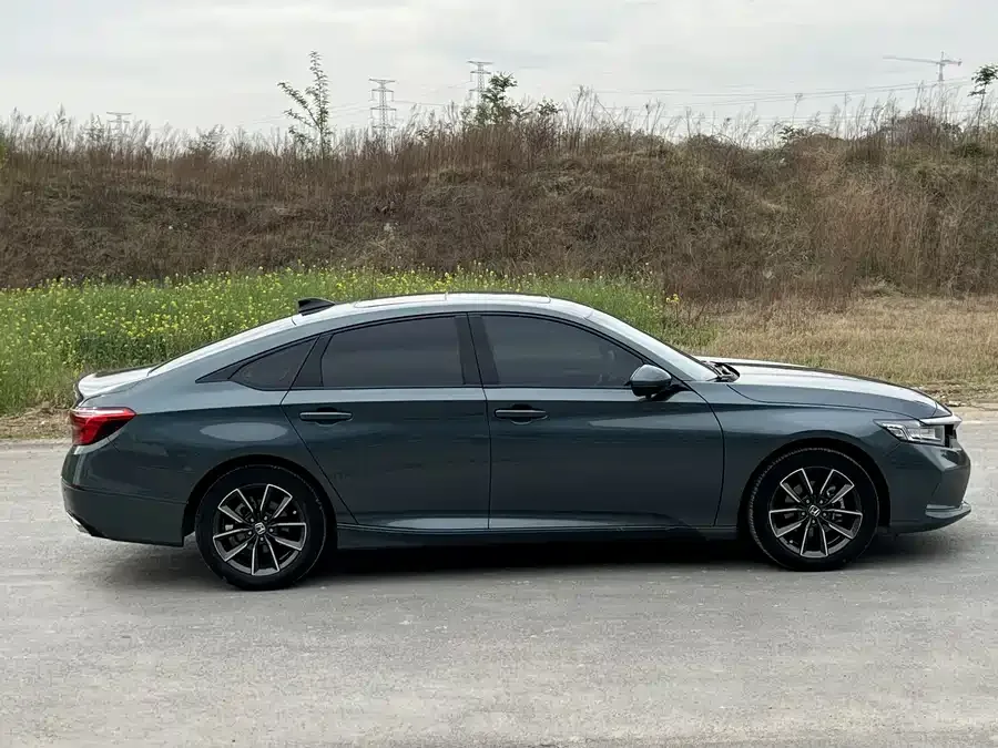 Honda Inspire Inship 2022 260TURBO Exquisite Edition 2022 — миниатюра 2