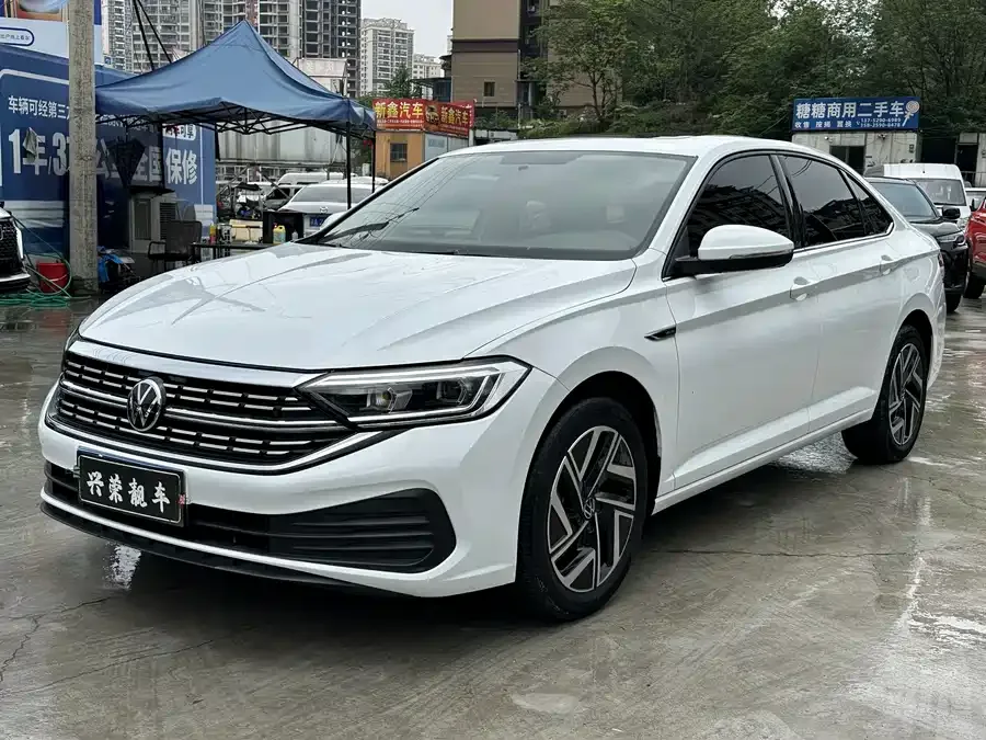 Volkswagen Sagitar 2024 Sagitar 300TSI DSG Flying Edition 2024 — фото 1, купить с доставкой в Москву