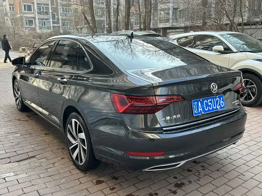 Volkswagen Sagitar 2022 Sagitar 280TSI DSG Beyond Edition 2022 — миниатюра 2