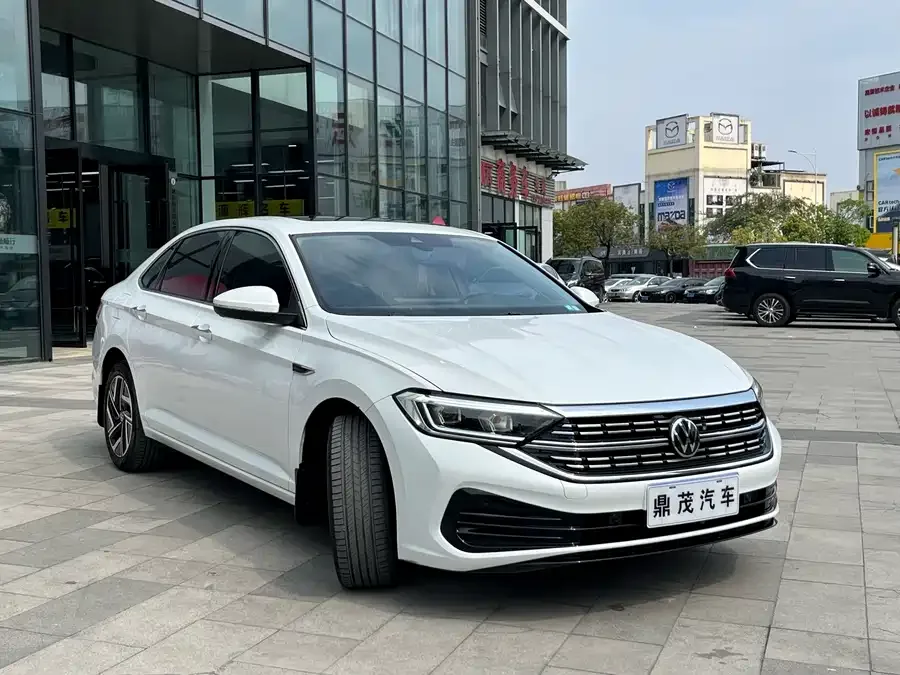 Volkswagen Sagitar 2023 Sagitar 300TSI DSG Beyond Edition 2024 — миниатюра 4